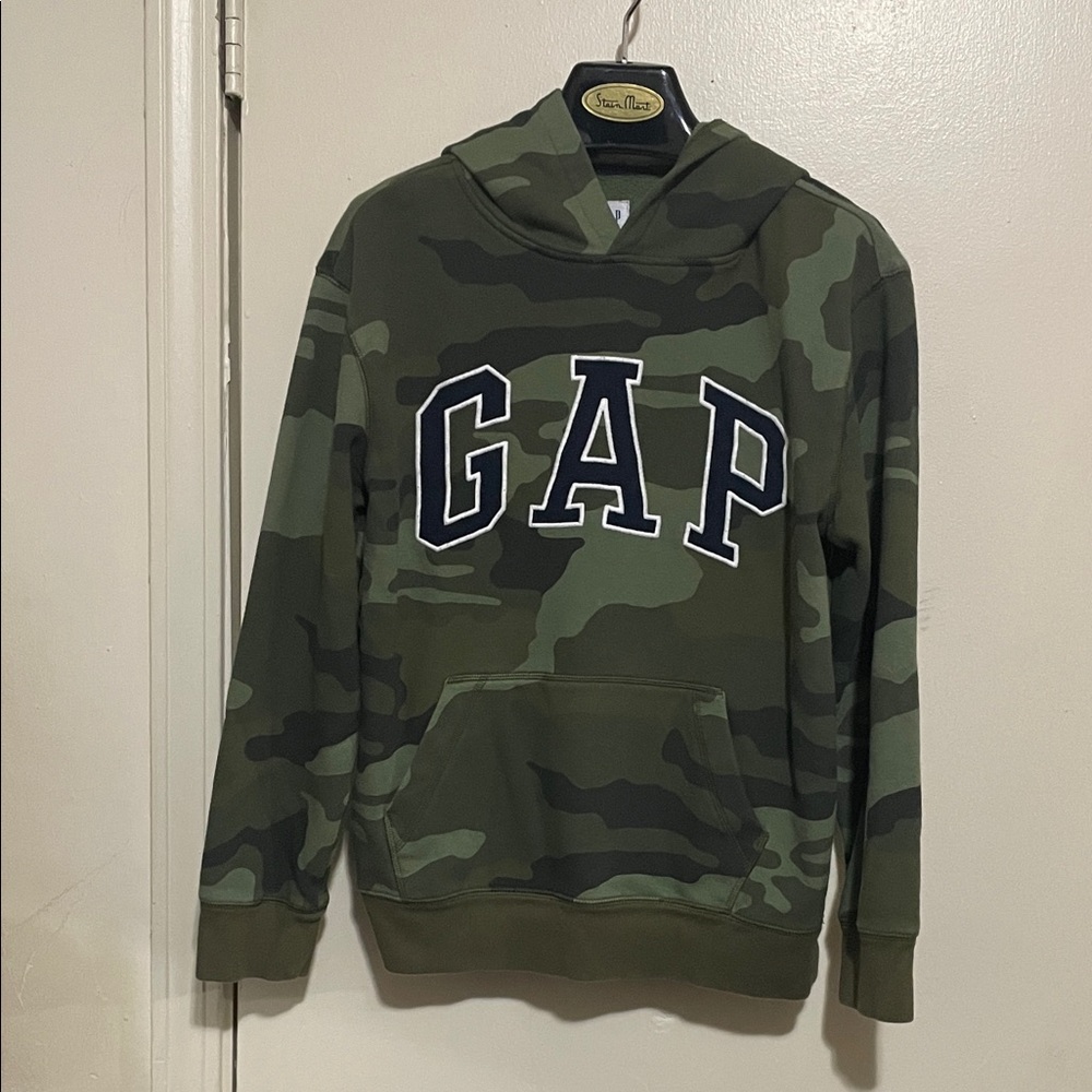 Gap kids - big boys camouflage pullover hoodie